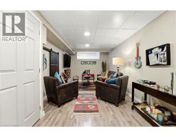 9 MILLCROFT Drive - 18