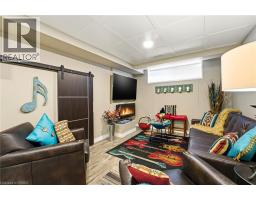 9 MILLCROFT Drive - 20