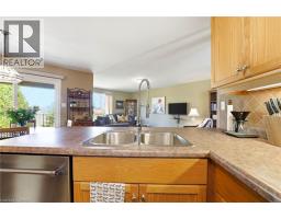 26 COBBLESTONE Drive - 12