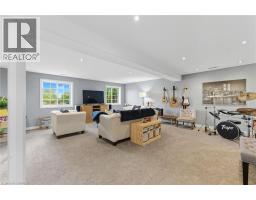 20 ZAVARELLA Court - 39