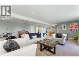 20 ZAVARELLA Court - 40