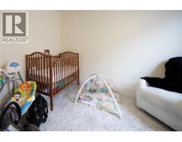 142 GRAND RIVER Street N - 17