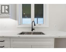 102 OAK Avenue - 12