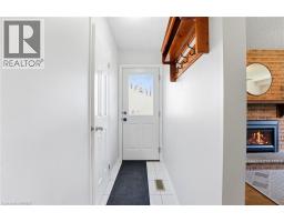 21 GARDEN Crescent - 14