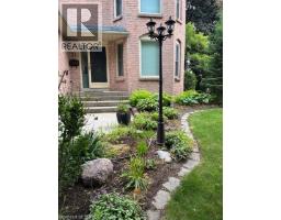 21 GARDEN Crescent - 3