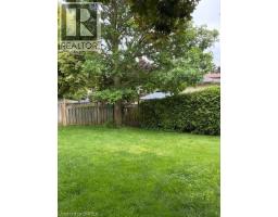 21 GARDEN Crescent - 4