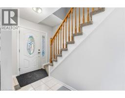 21 GARDEN Crescent - 9