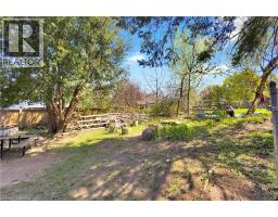6 CHURCHILL Drive - 35