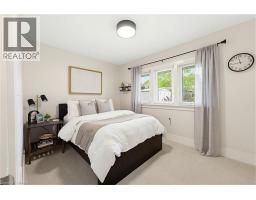 9 ELIZABETH Street - 11
