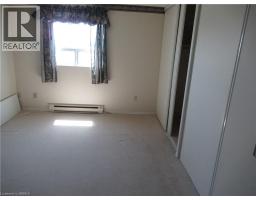 421 FAIRVIEW Drive UnitNo. 401 - 5