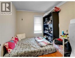 273-275 BRANT Avenue - 25