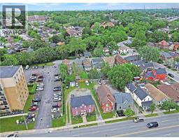 273-275 BRANT Avenue - 35