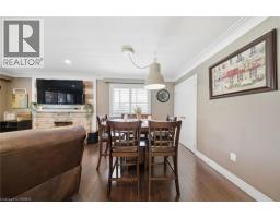 8 QUEENSWAY Drive - 19