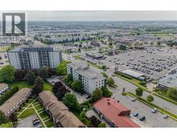421 FAIRVIEW Drive UnitNo. 301 - 5