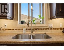 118 WILLITS Crescent - 11