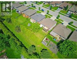 118 WILLITS Crescent - 35