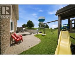 61 SUNNYSIDE Drive - 38