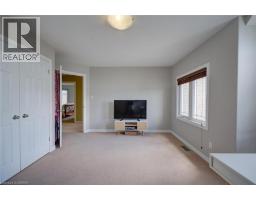 44 MCQUEEN Drive - 28