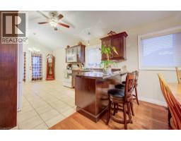 48 WILLOWDALE Crescent - 9