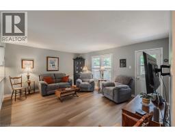 39 RUSSELL Crescent - 22