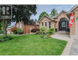 39 RUSSELL Crescent - 3