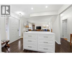 168 MONTCLAIR Crescent - 11