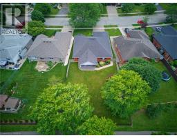 12 MACBRIDE Court - 36