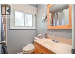 10 BRIER Crescent - 21
