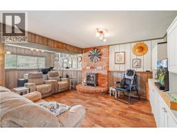 10 BRIER Crescent - 24