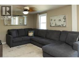 92 SOVEREIGN Street W - 7
