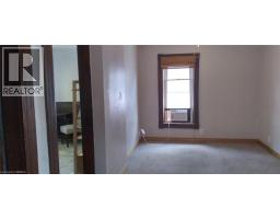 97 COLBORNE Street S - 36
