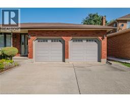 41 ROYAL OAK Drive - 3