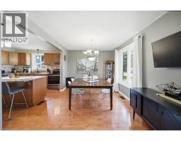 33 EDWARD Avenue - 10