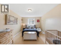 33 EDWARD Avenue - 16