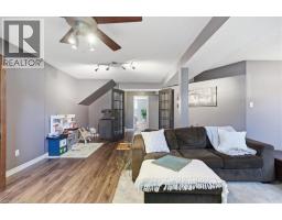 33 EDWARD Avenue - 25