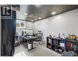 33 EDWARD Avenue - 30