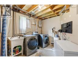 33 EDWARD Avenue - 35