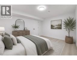 101 DUNSDON Street - 31
