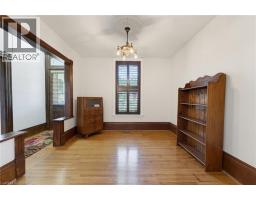 89 DUNDAS Street - 14