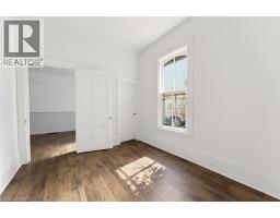 89 DUNDAS Street - 19