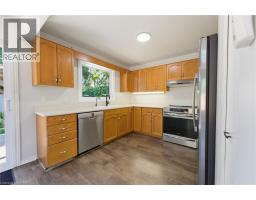 89 DUNDAS Street - 22