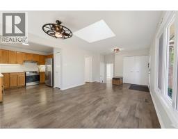 89 DUNDAS Street - 26