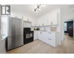 8 RUSSELL Street - 11
