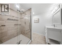 2 FRONTENAC Avenue - 21