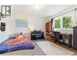 512 HAWTHORNE Crescent - 23