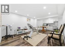 512 HAWTHORNE Crescent - 31