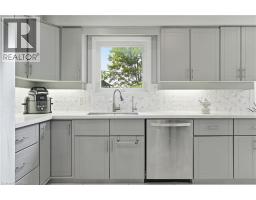 512 HAWTHORNE Crescent - 8