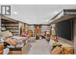 60 PARK Road N - 15