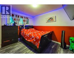 6 BAYLY Drive - 14