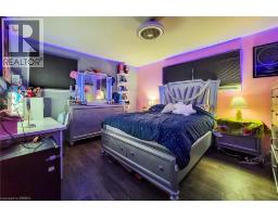 6 BAYLY Drive - 15